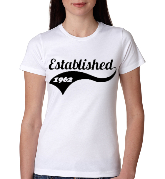 » ESTABLISHED 1962 50th Birthday Present Gift Womens T-Shirt